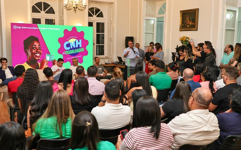 CNH do Trabalhador: programa estadual garante mudança de vida e oportunidade de emprego com 1ª habilitação gratuita