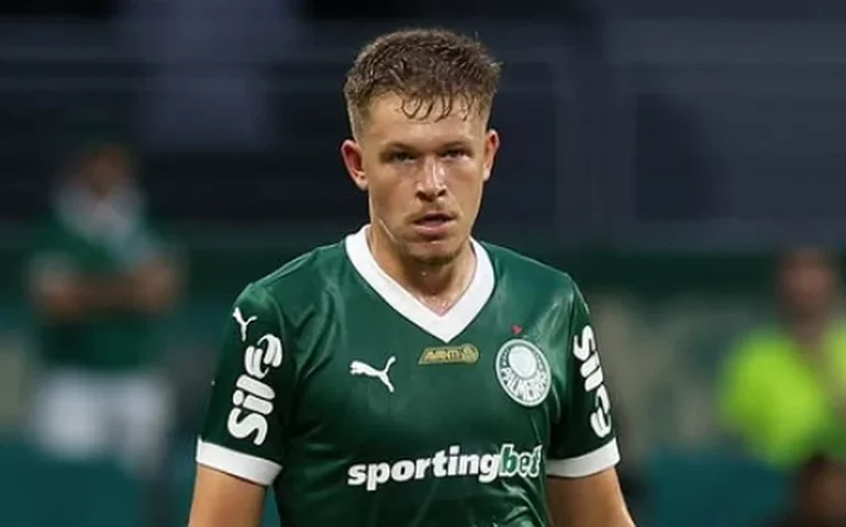 Fuchs inicia transição, Veiga faz tratamento e Arthur celebra renovação com Palmeiras