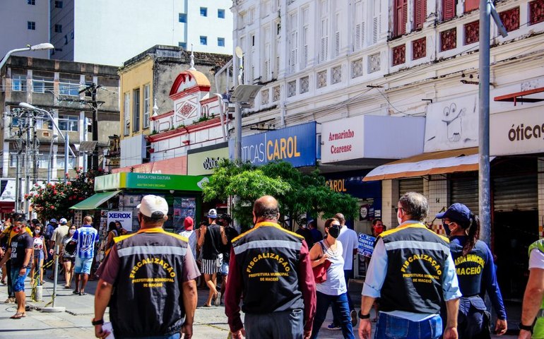 Maceió inicia Fase Laranja para retomada das atividades