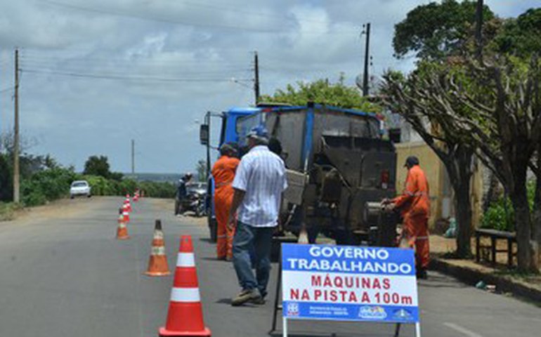 Teotonio inaugura acesso de Palmeira de Fora à BR 316