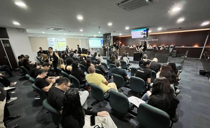 Cerimônia aconteceu no auditório do TRE