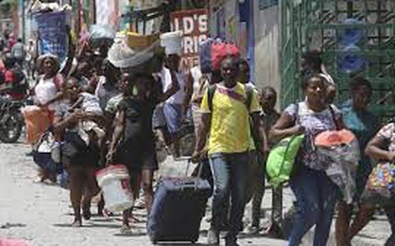Número de deslocados por violência de gangues no Haiti aumentou 60% em três meses, diz ONU