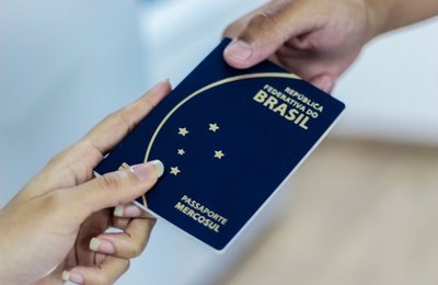 Centrais Já! de Atendimento intensificam emissão de passaportes