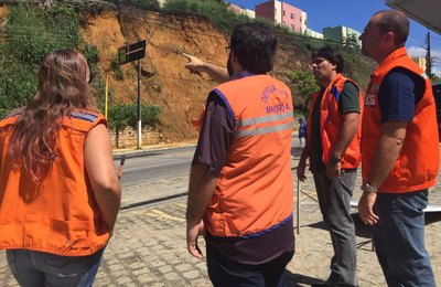 Técnicos da Defesa Civil Nacional fazem levantamento de áreas de risco em Maceió