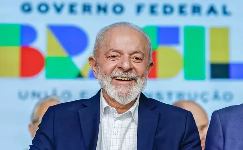 Lula vence Bolsonaro, Michelle, Tarcísio e Marçal em cenários de 2026, diz pesquisa