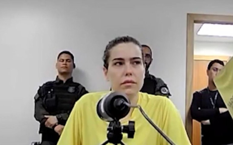 “Acabou a minha vida”, diz advogada presa por matar mãe e filho envenenados