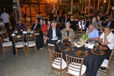 DSC_3280-(Copy).jpg