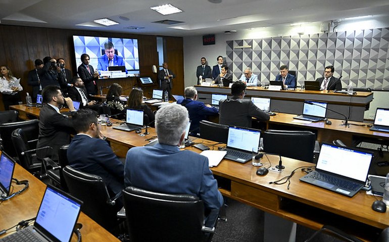 CPMI do INSS adia depoimentos de Leila Pereira e diretores de bancos para próxima semana