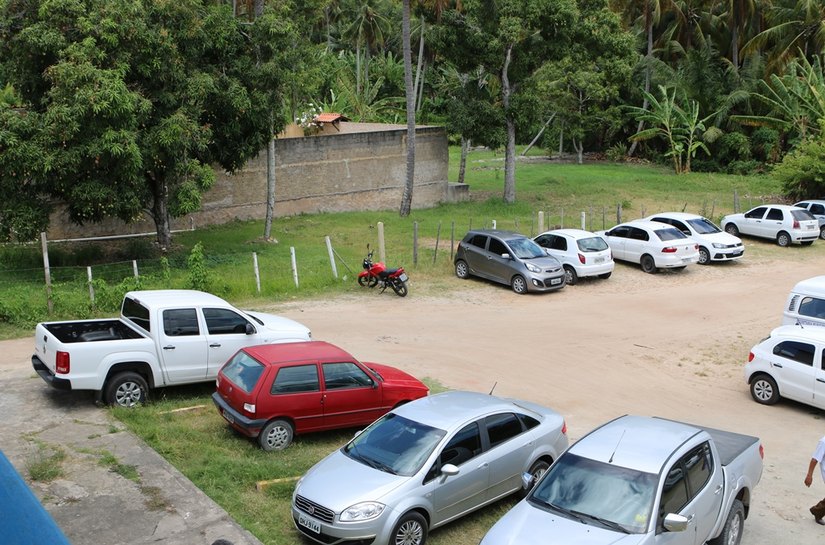 Prefeita Iolanda manda recolher carros alugados