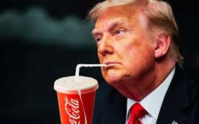 Trump afirma que Coca-Cola adotará açúcar de cana nos EUA após sugestão sua; empresa não confirma