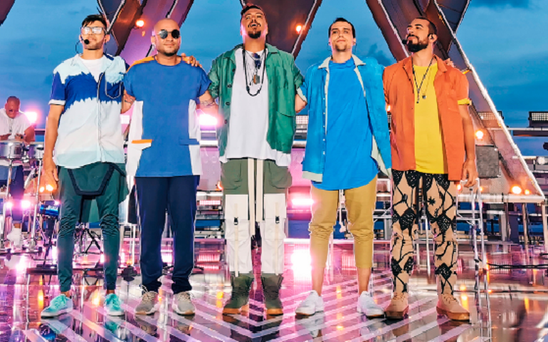 Sorriso Maroto começa tour do DVD “A.M.A.”