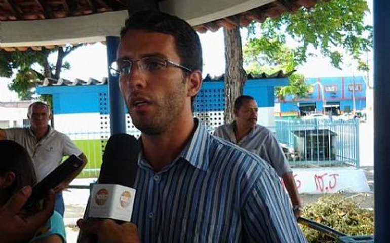 Família diz ter provas de relacionamento entre enfermeira e Victor