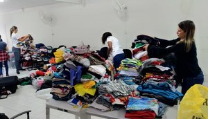 DOAÇÃO DE ROUPAS LARGO DA APARECIDA / Foto: Secom/PMA