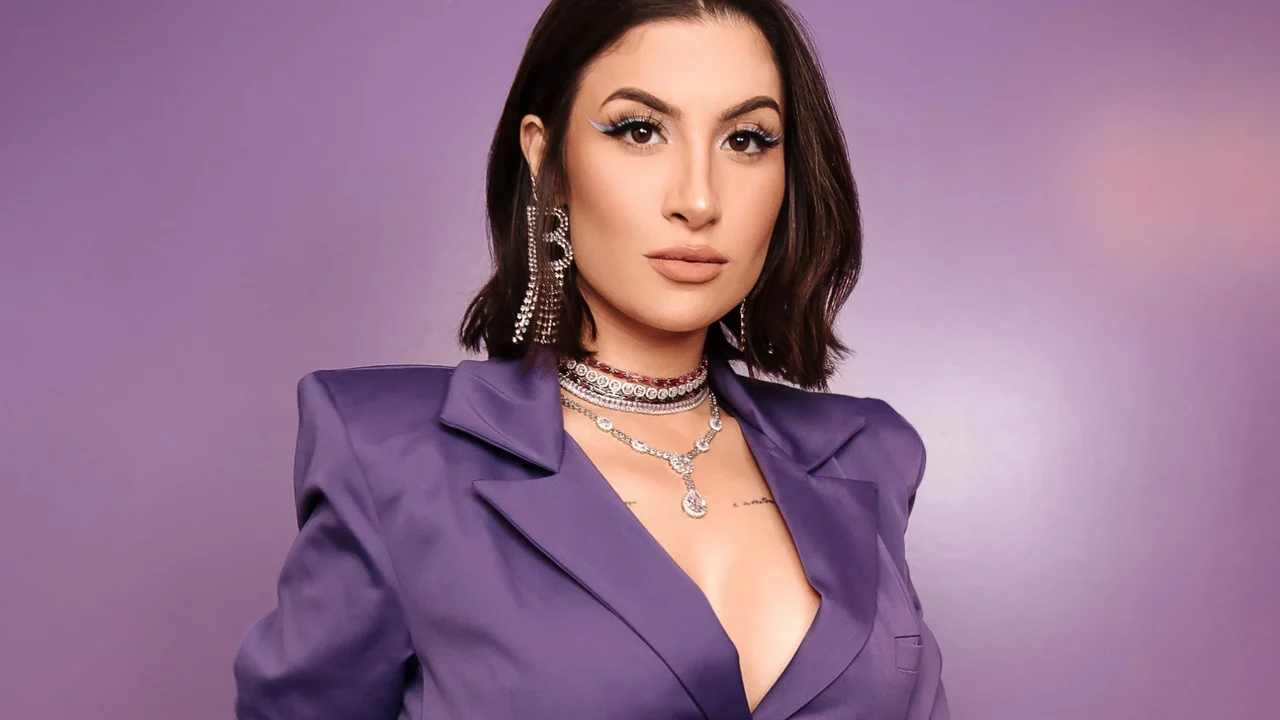 Bianca Andrade e ex-funcionário trocam farpas na web por autoria de rebranding