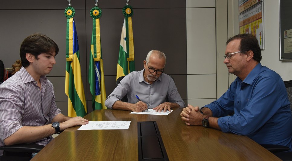 EDVALDO EXONERA CARGOS DE COMISSÃO / Foto: Ana Lícia Menezes/PMA