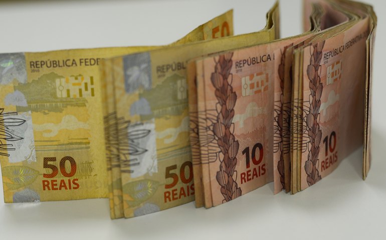 Tesouro levanta US$ 2 bi em primeira emissão externa de títulos sustentáveis