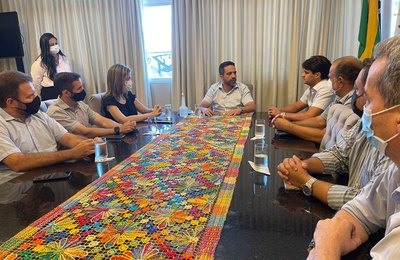 Na ALE, Paulo Dantas recebe auditores fiscais do Estado e discute política salarial para servidores