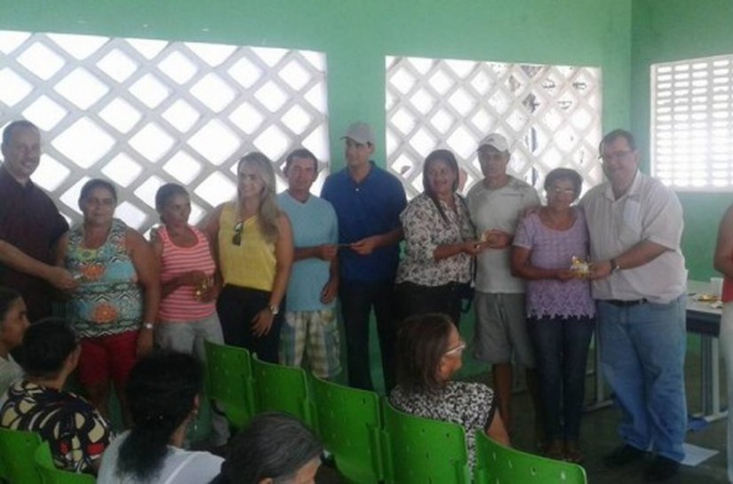 Prefeitura de Capela e Secretaria de Saúde realizam a entrega de mais de 50 próteses dentárias em Santa Efigênia