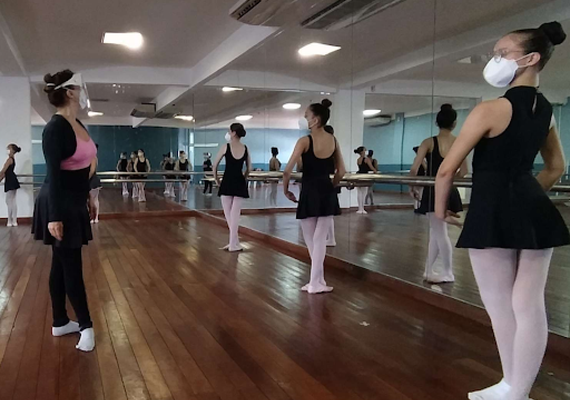 Diteal e Emília Clark abrem seleção para o projeto Ballet a Serviço da Educação