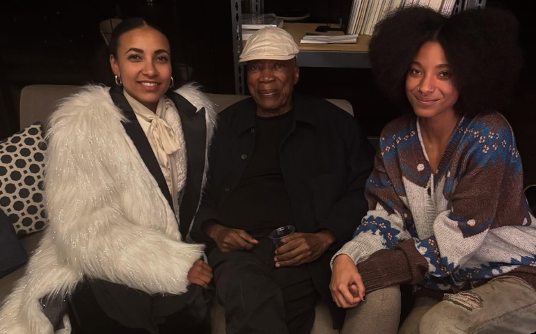 Filha de Will Smith tieta Milton Nascimento: 'Sem palavras'