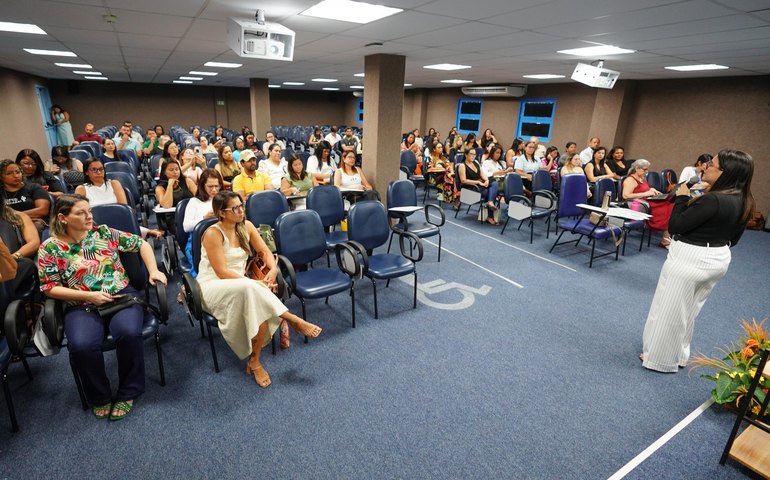 Sesau realiza Fórum Perinatal sobre saúde mental na gestação e puerpério