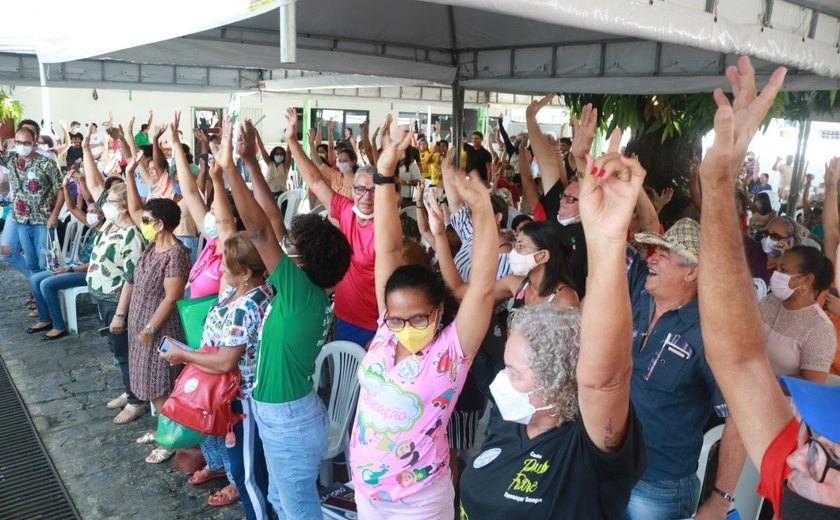 Servidores unificados de Maceió paralisam atividades na quinta (28) por diálogo com JHC