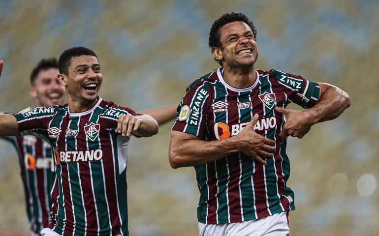 Fluminense vence América-MG no Maracanã e segue firme na briga pela Libertadores