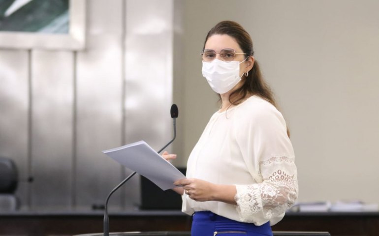 Previdência: Jó pede que governo devolva valores descontados de servidores, reparando injustiça