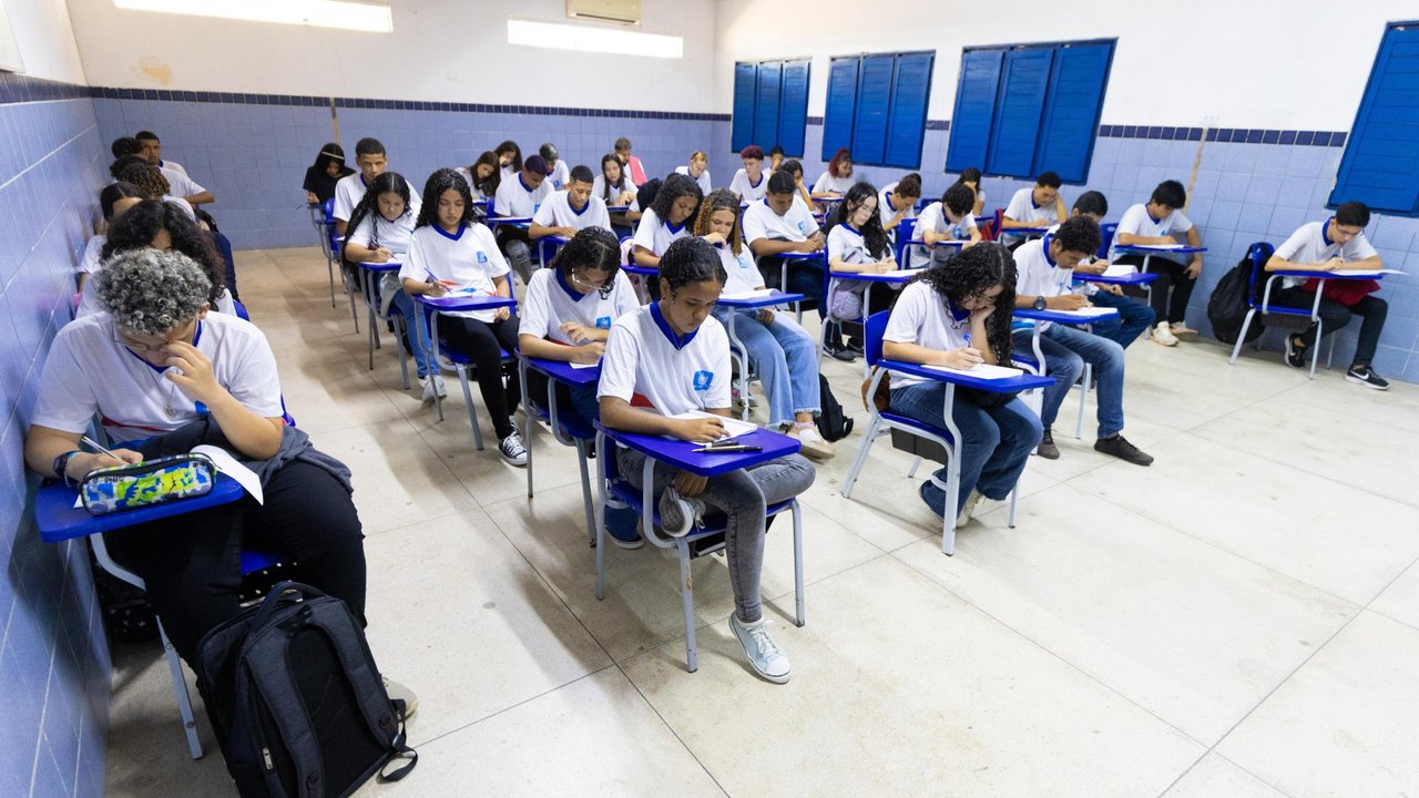 Escolas estaduais realizam avaliação diagnóstica do ensino médio em Alagoas