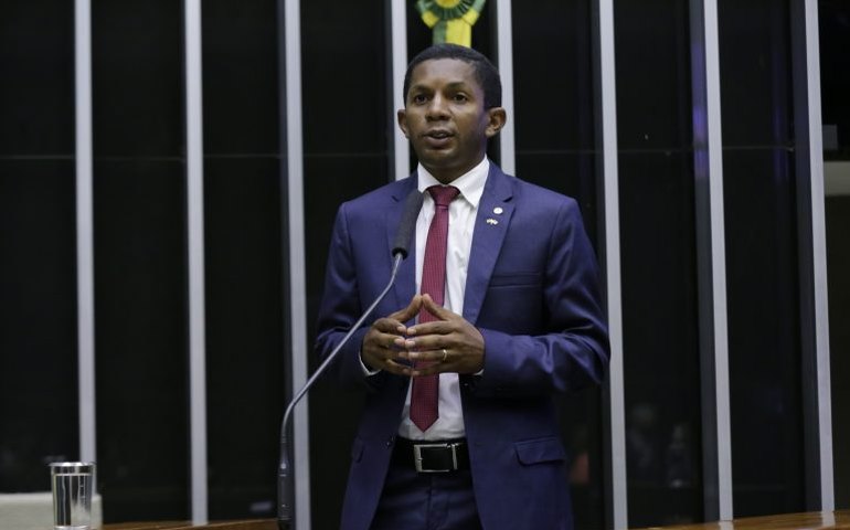 Projeto isenta de tributo as doações internacionais para hospital público