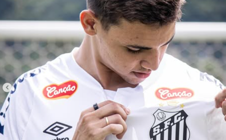 Deivid Washington conta as horas para realizar sonho de atuar ao lado do ídolo Neymar no Santos