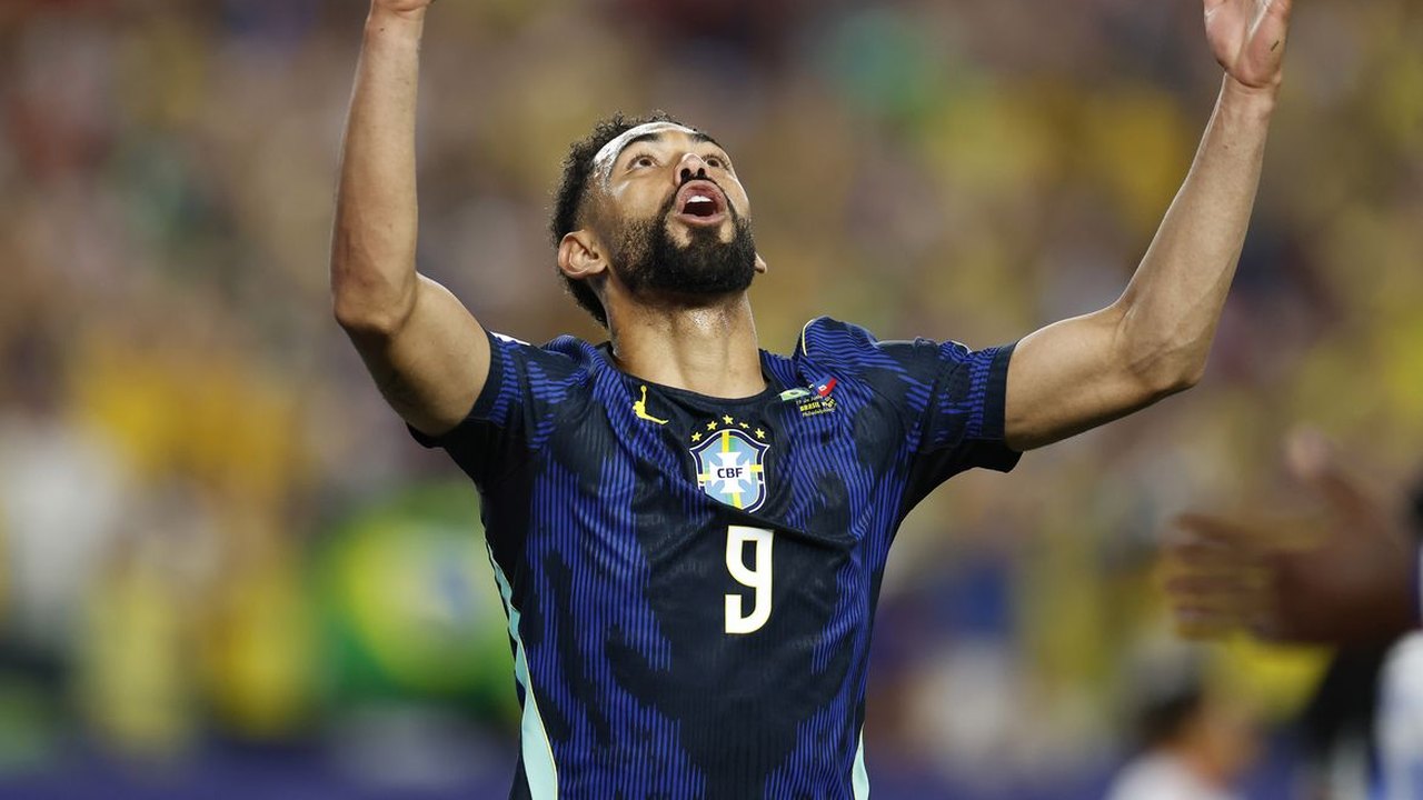Matheus Cunha vive sonho na Copa e valoriza elenco: 'grupo de amigos'