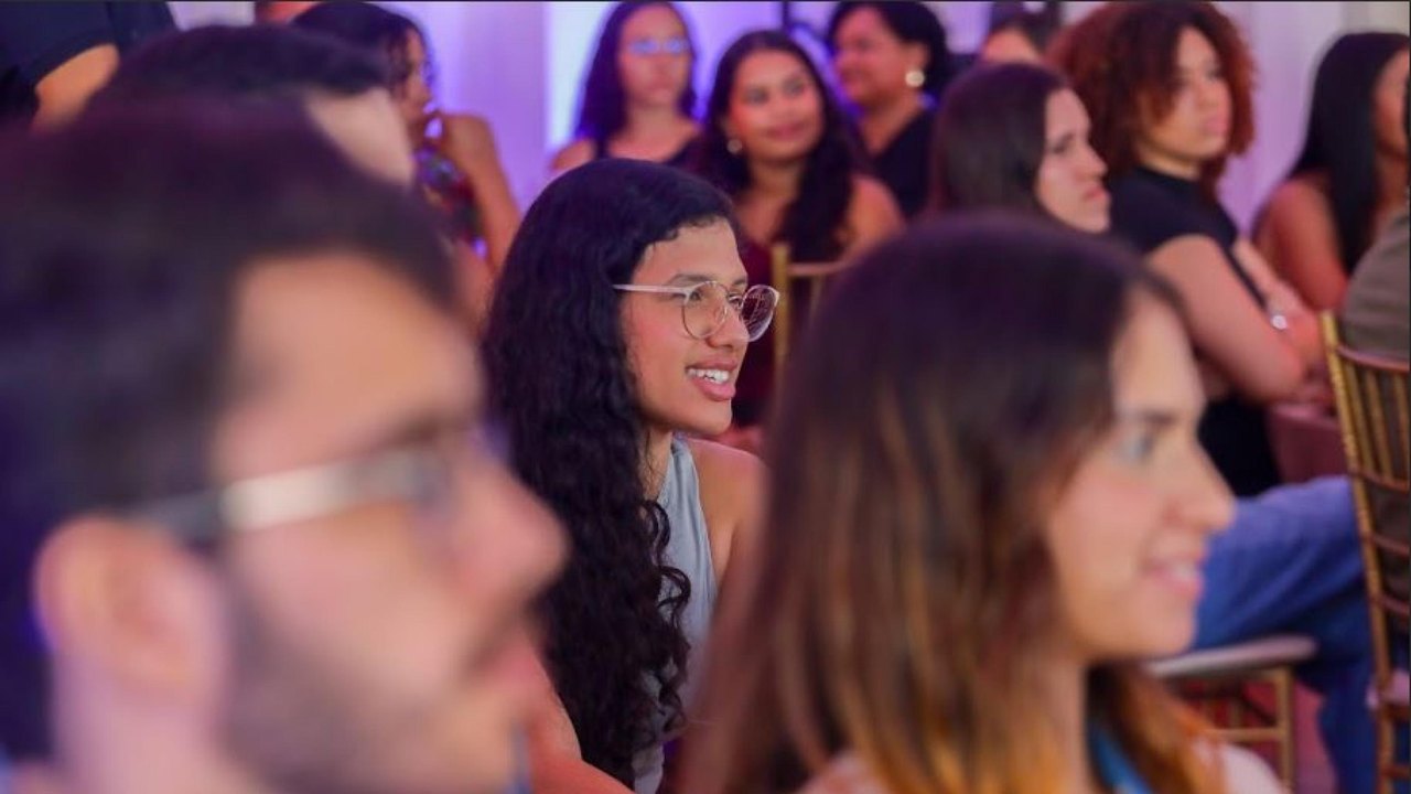 Primeiro Emprego completa 5 anos transformando a carreira profissional de milhares de estudantes