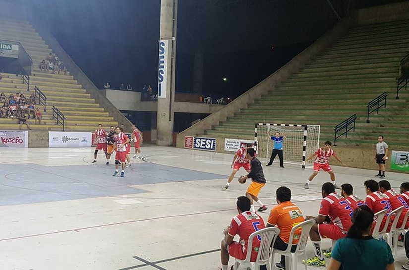 América de Alagoas sai na frente na disputa da Liga Nacional de Handebol