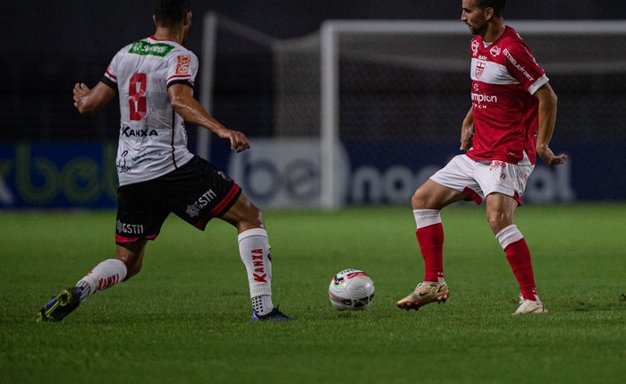 CRB e Ituano marcam nos acréscimos e ficam no empate no Rei Pelé
