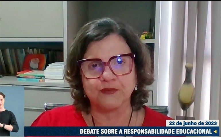 Debatedores apontam teor punitivo de projeto de responsabilidade educacional