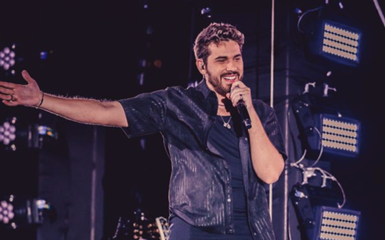 “Fim do Mundo”, de Gustavo Mioto, cresce nas rádios e apps