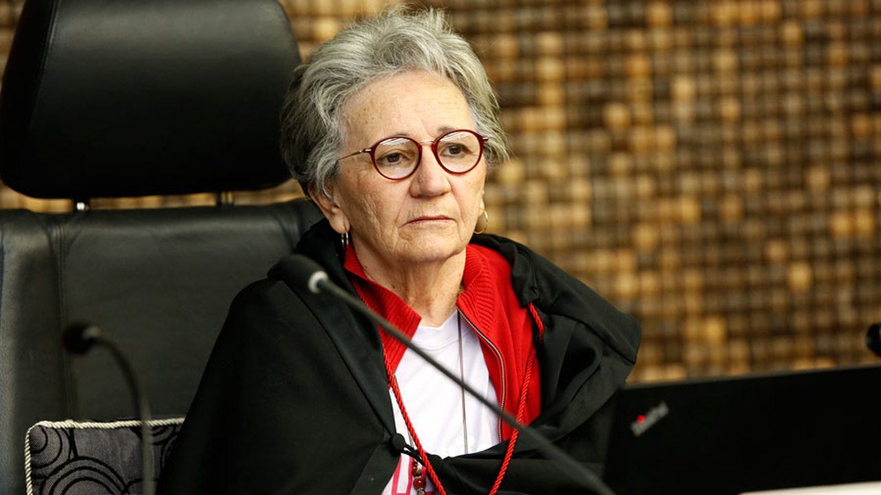 TJ declara inconstitucional lei municipal que permitia contratação temporária por 4 anos