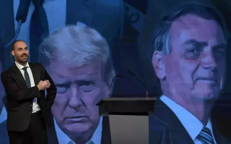 PGR pede condenação de Eduardo Bolsonaro por coação a ministros do STF