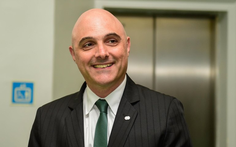 Galiotte reafirma posição do Palmeiras e aguarda aval para retorno aos treinos