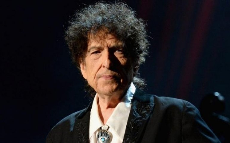 Em música inédita, Bob Dylan canta Indiana Jones, Rolling Stones e Anne Frank