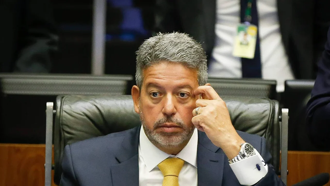 Arthur Lira perde até para Davi Davino e Alfredo Gaspar em pesquisa do Instituto Real Time Big Data