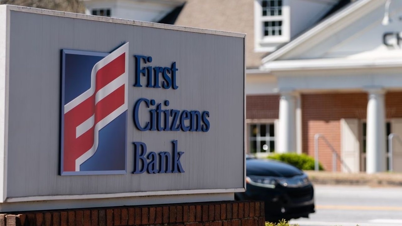 First Citizens processa HSBC por contratar pessoal do SVB e acessar informações 'ilegalmente'
