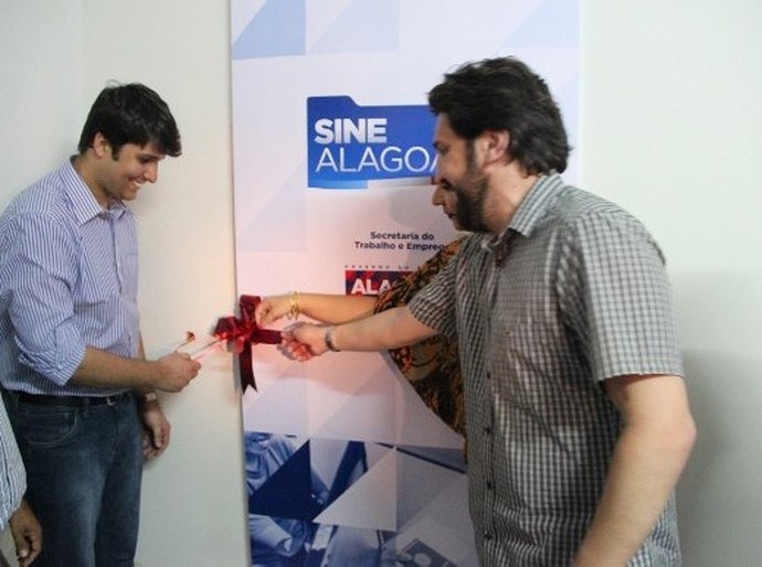 Secretaria do Trabalho e Emprego reabre posto do Sine, em Santana do Ipanema