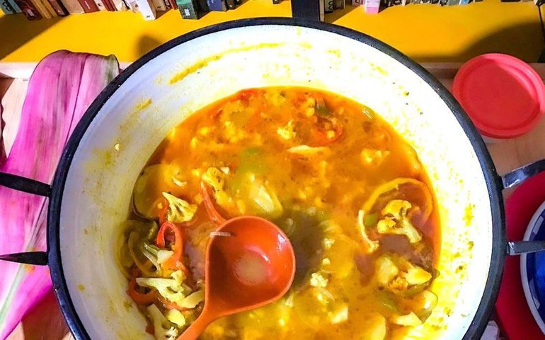 Com aumento da fome, sociedade se mobiliza para atender vulneráveis