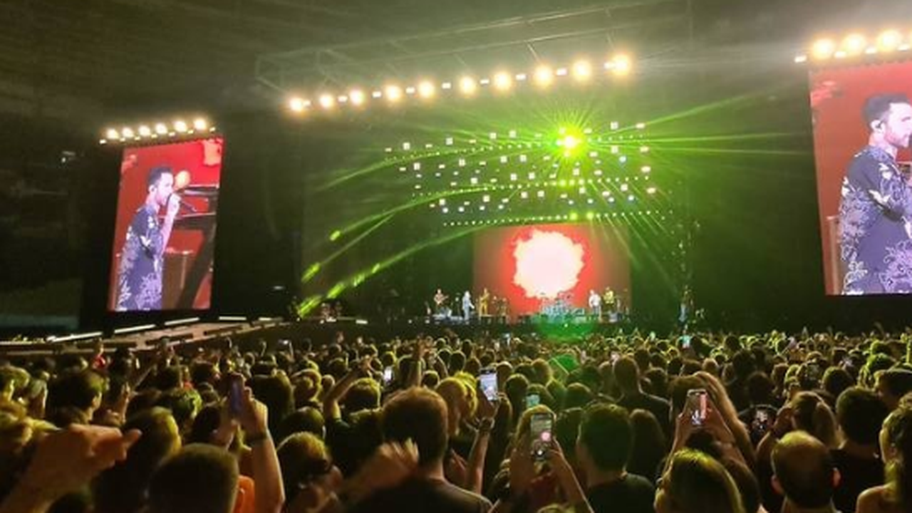 Maroon 5 levita na fronteira entre o pop confesso e o rock libertário