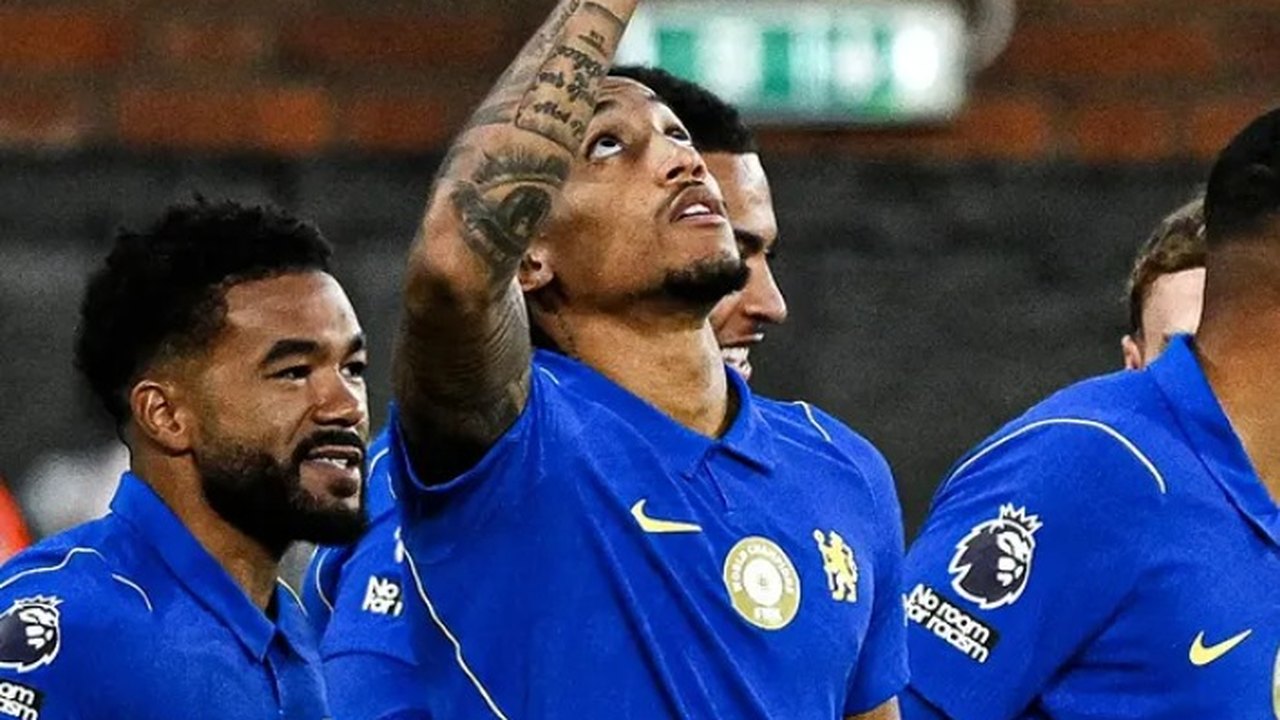 Chelsea vence Fulham com gol de João Pedro aos 31s