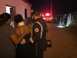 Mulher é esfaqueada no pescoço pelo ex-companheiro em Limoeiro de Anadia