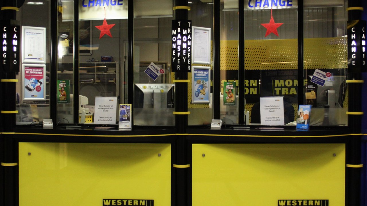 Western Union suspende operações na Rússia e em Belarus
