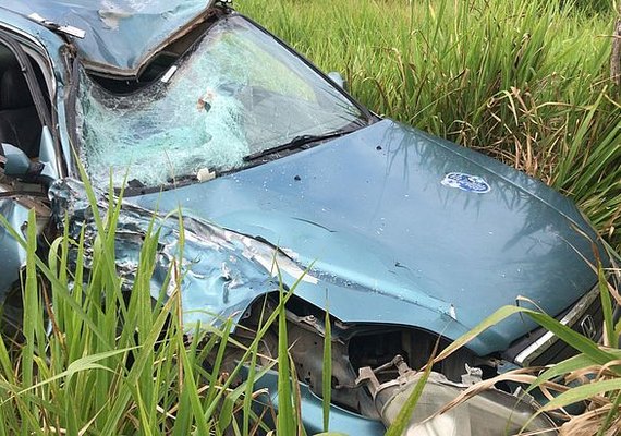 Acidente deixa dois motociclistas feridos na AL-105